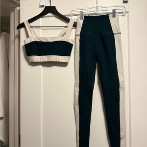 Beyond Yoga Women's Workout Set